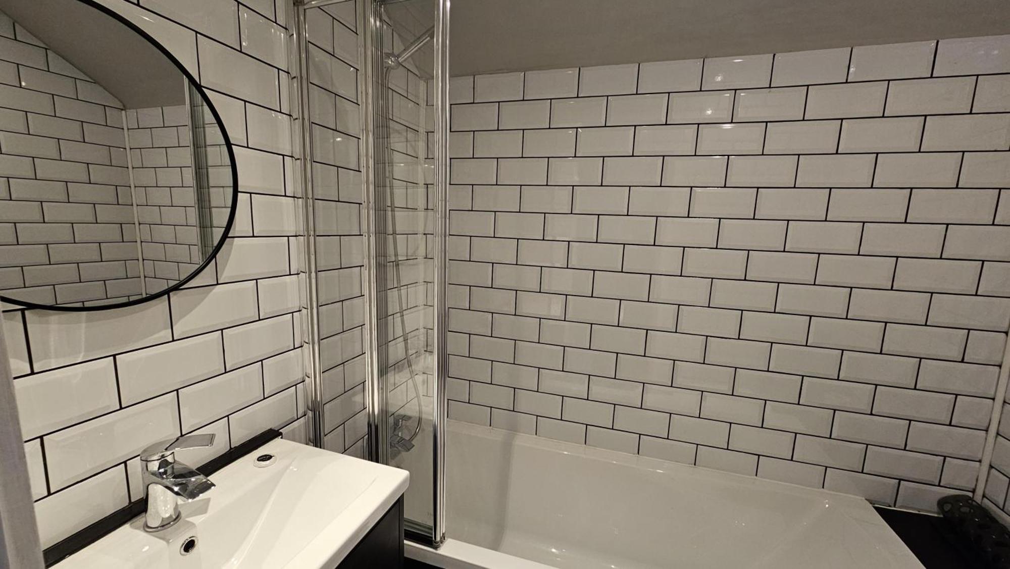Hotel Rudyard Лийк Екстериор снимка